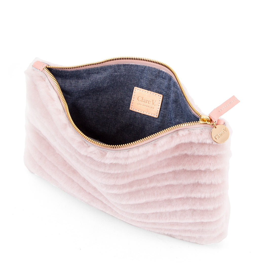 Clare V.:Flat Clutch – Blush Hair-On,ANOMIE
