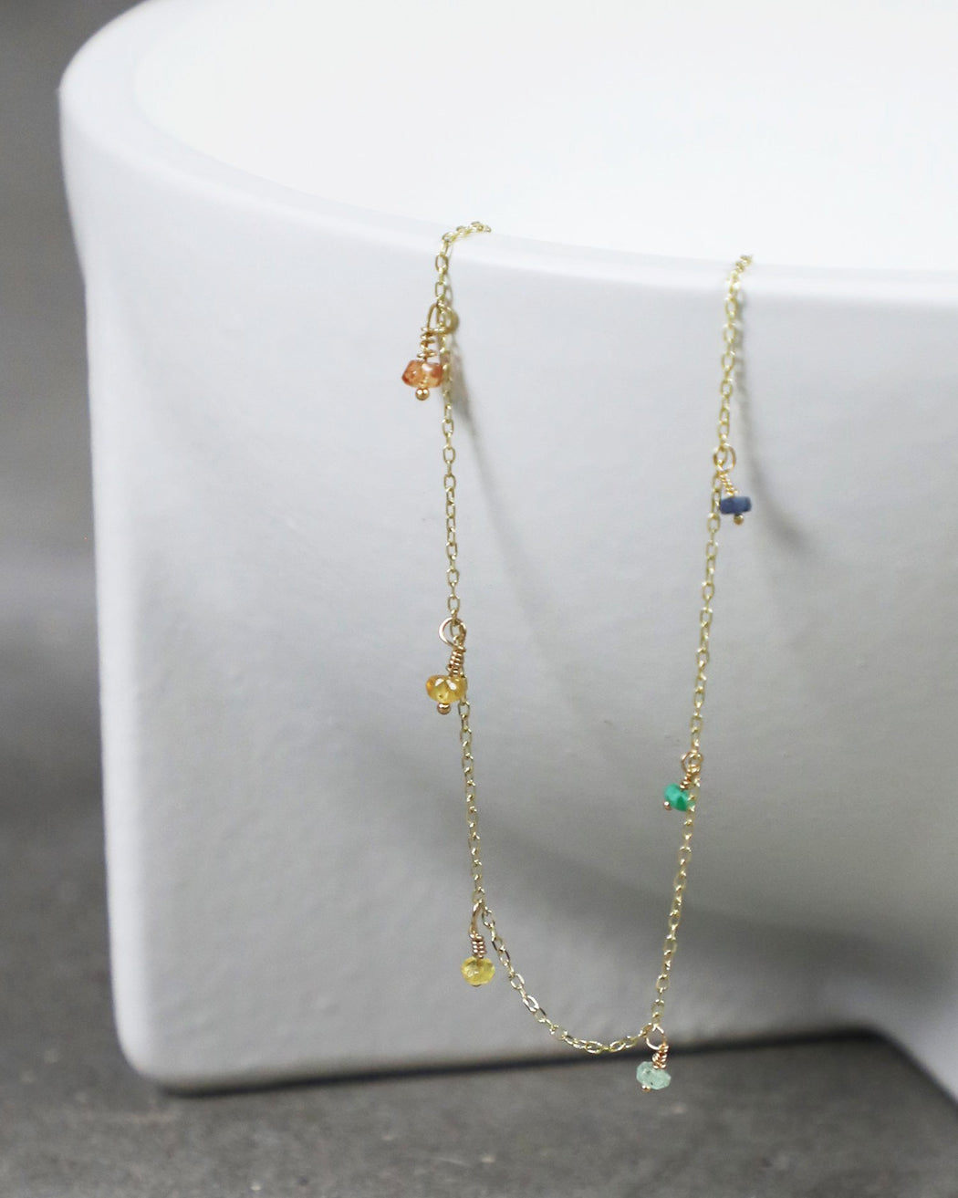 GJENMi:Rainbow Shaker Necklace – Sapphires,ANOMIE