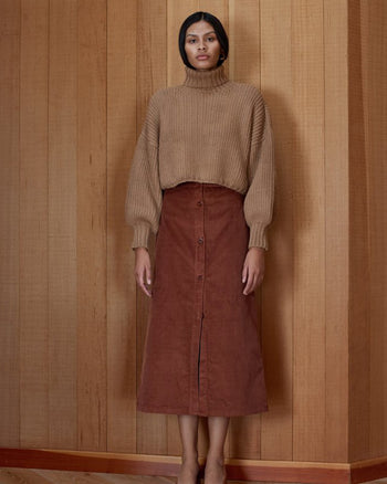 First Rite:Crop Turtleneck – Camel,ANOMIE